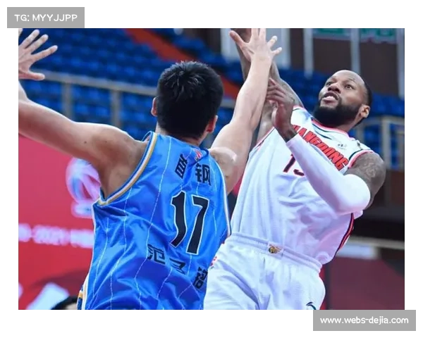 上海双塔战术成关键，内线优势或主导沪粤对决。